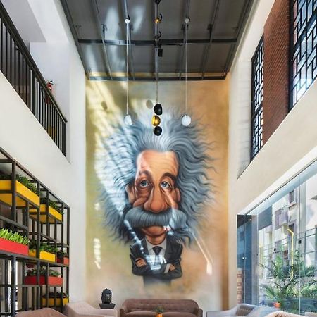 Couch & Cheese Homestel The Most Luxurious Hostel For Working Professionals & Students 浦那 外观 照片