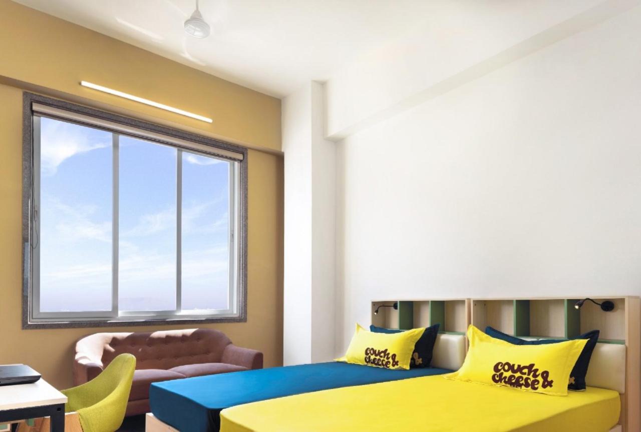 Couch & Cheese Homestel The Most Luxurious Hostel For Working Professionals & Students 浦那 外观 照片