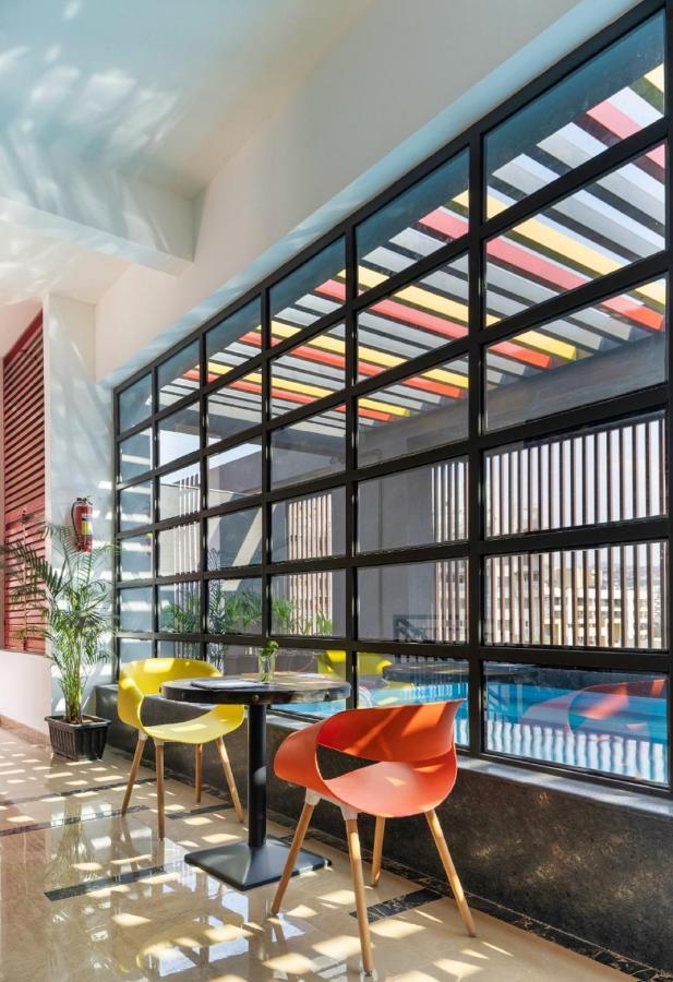 Couch & Cheese Homestel The Most Luxurious Hostel For Working Professionals & Students 浦那 外观 照片